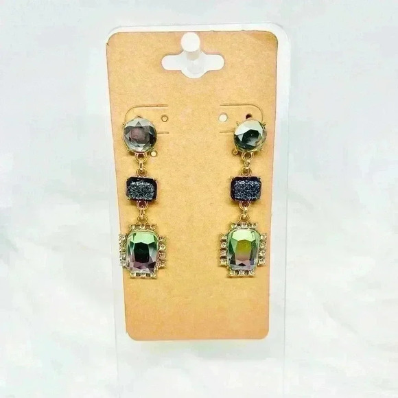 Statement Earrings - Picture 1 of 3